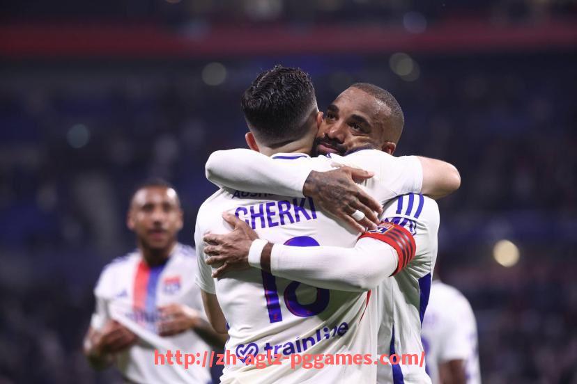 PG模拟器官方网站-历年英超升降级球队名单及表现趋势总结